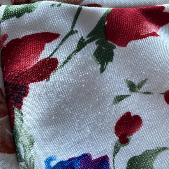 Floral A-line flowy skirt XS - Picture 3 of 4